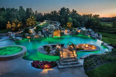 Extreme Backyards - Luxury Pools + Outdoor Living