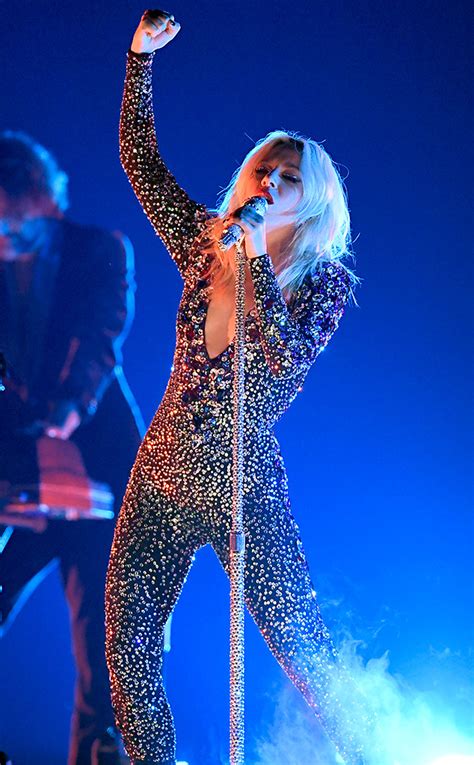 Lady Gaga Gives a Sizzling Performance of ''Shallow'' at Grammys