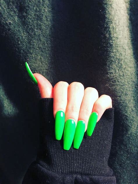 Cute Billie Eilish acrylic nails | Green acrylic nails, Fire nails ...