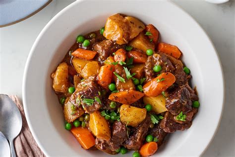 Instant Pot Beef Stew Recipe (Just 5 Minutes of Prep) | Cubby