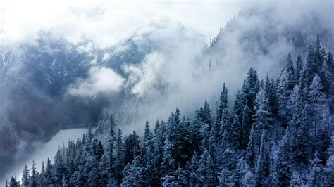 Stunning winter scenery of Five-Flower Lake - CGTN