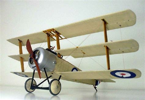 Roden Sopwith Triplane Model 1:32 Scale