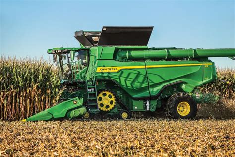 Deere brings high-capacity X Series Combines to North American farmers ...