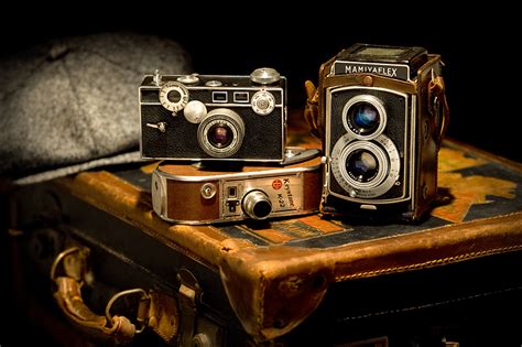 A Dream House for Trish: Vintage Camera Collection