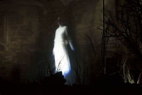 The Ghosts of Haunted Berry Pomeroy Castle - Exemplore