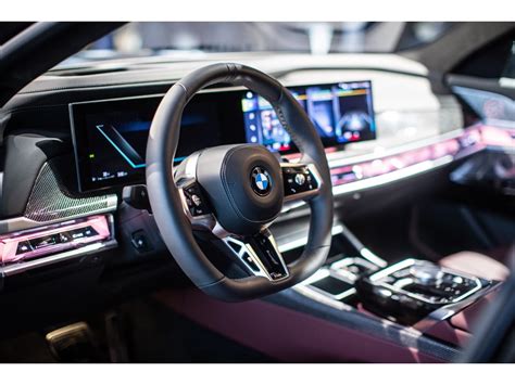 2023 BMW 7-Series: 23 Interior Photos | U.S. News