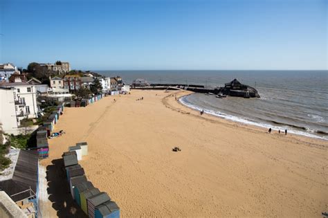 Broadstairs Viking Bay, Kent, England :: British Beaches