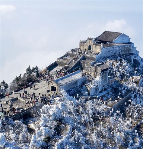 Mount Hengshan: A Sacred Place of Landscape and Humanity