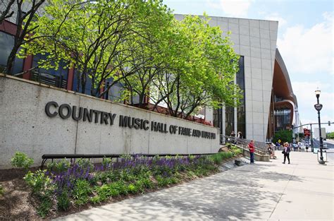 On the Grid : Country Music Hall of Fame