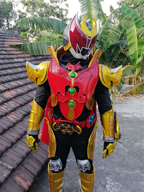 Kamen Rider Kiva Emperor Form Cosplay