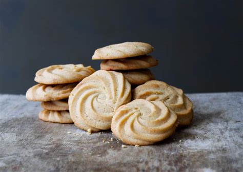 Vanilla Malted Cookies - The Little Epicurean