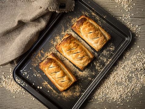 Spicy Sausage Rolls - Meat Free Monday