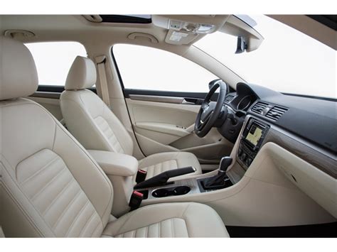 2016 Volkswagen Passat: 74 Interior Photos | U.S. News