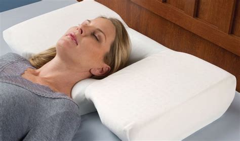 6 Best Neck Pain Pillows of 2021- Pillow For Neck Pain Reviews