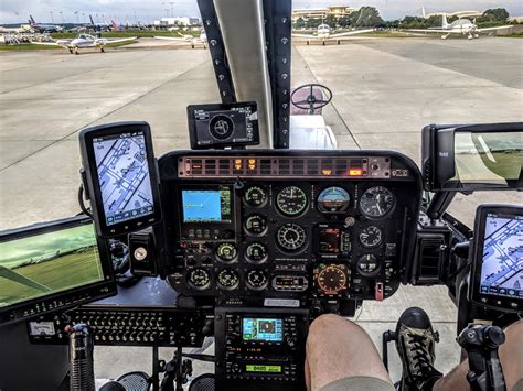 News helicopter cockpit setup : r/aviation