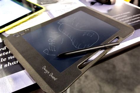 New note-taking tablet feels like pen and paper but syncs digitally ...