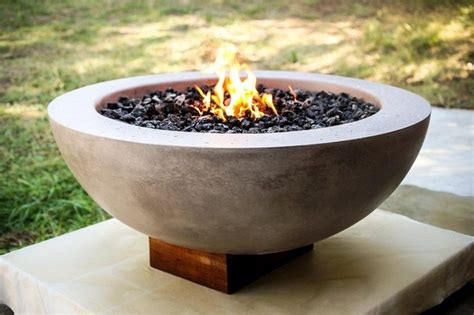 Create a Beautiful DIY Concrete Fire Pit for Your Backyard Oasis