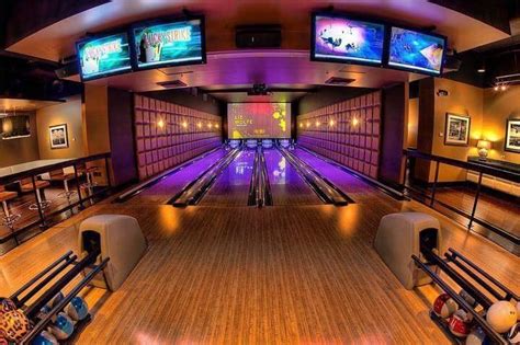 Lucky Strike Bellevue - Bellevue, WA - Party Venue