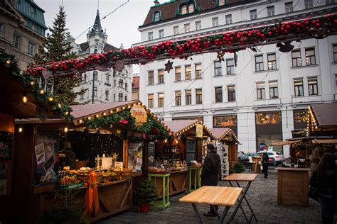 VIENNA CHRISTMAS MARKET – Wander Off The Beaten Path