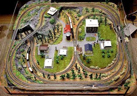 Model Train Resource: Z-Scale Track Plans To Inspire Your Own Layout ...