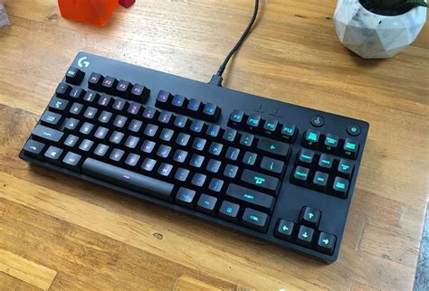 Logitech G Pro Keyboard Layout