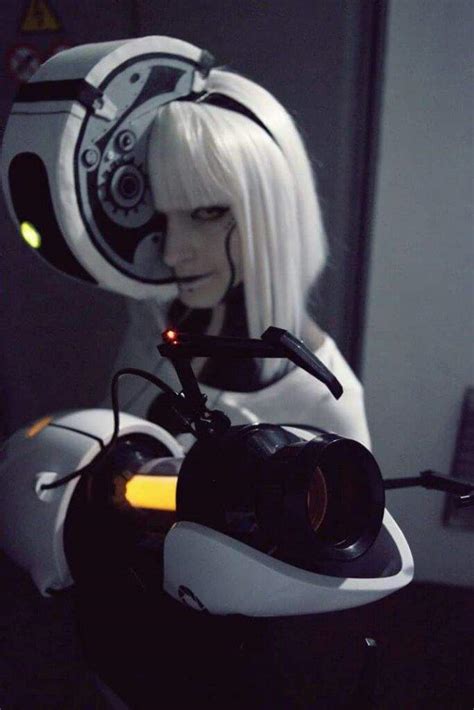 GLaDOS ~ | Cosplay Amino