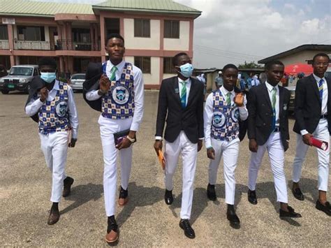 Top 10 most beautiful SHS Uniforms in Ashanti Region (Photos) - Dicy Trends