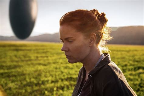 Amy Adams as Dr. Louise Banks in a scene from the movie "Arrival ...