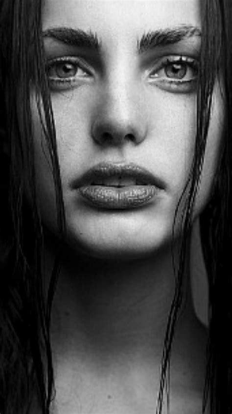 Pin by Nancy Osborne on Black&white portrait in 2020 | Black and white ...