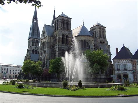 Chalons-en-Champagne ~ France | Voyage en france, Meurthe et moselle ...