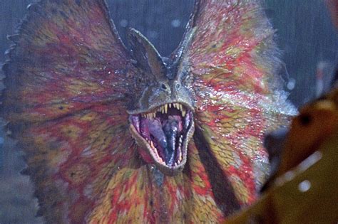 'Jurassic Park' got nearly everything wrong about Dilophosaurus, new ...