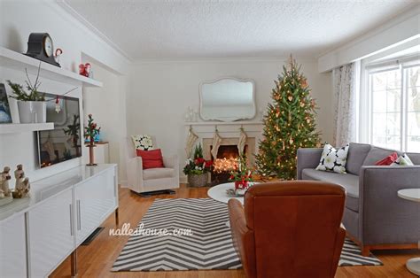 Nalle's House: Christmas House Tour - Dining and Living Room | L shaped ...