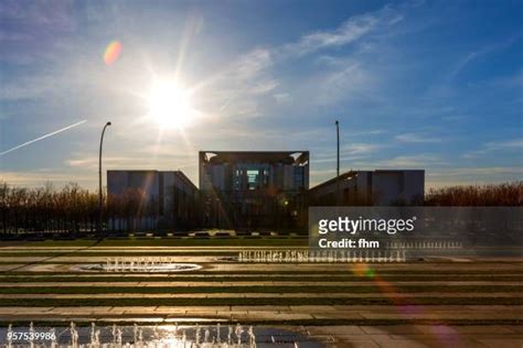 4,281 Office Of The German Chancellery Stock Photos, High-Res Pictures ...