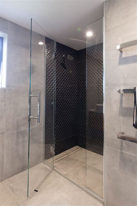 Inline Shower | Metro Performance Glass New Zealand