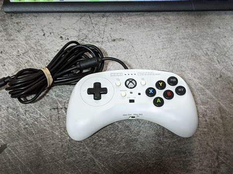 Hori Fighting Commander - Wired Controller for Xbox One Pre-Owned ...