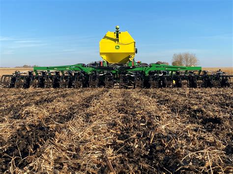 New from John Deere: Strip-Till Series and Tillage Technology | AgWeb