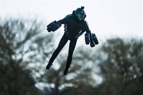 Gravity Jet Suit Is One of TIME's Best Inventions of 2018 | Time.com