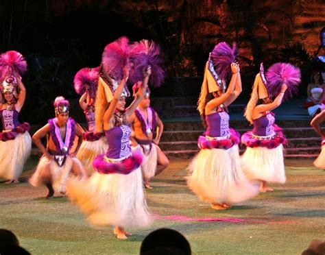 Polynesian Cultural Center - HNL Shore Excursions | Carnival Cruise Line