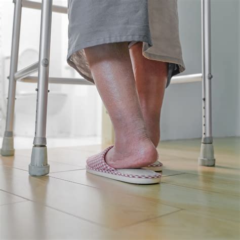 What to Do About Aging Feet — Goldsmith Podiatry