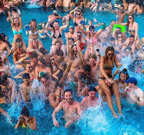 2022年 Ibiza Pool Party - Phi Phi Island - 行く前に！見どころをチェック - トリップアドバイザー