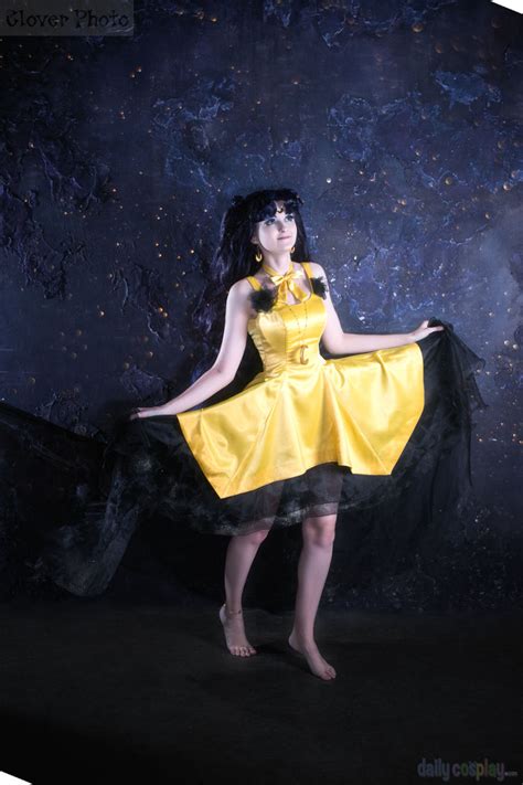 Sailor Moon Luna Cosplay