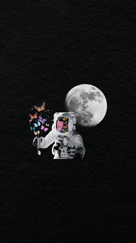 92 Wallpaper Aesthetic Black Astronaut free Download - MyWeb