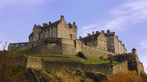 Edinburgh Castle : Scotland Travel Guide : Nordic Visitor