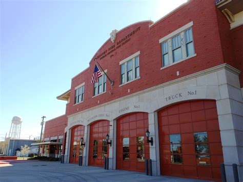 McKinney's Central Fire Station (downtown) | Fire station, Downtown ...