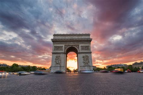 40+ COOL Facts About Famous Landmarks in Europe