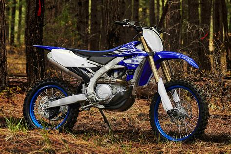 2019 Yamaha YZ450FX Smart Dirt Bike | HiConsumption