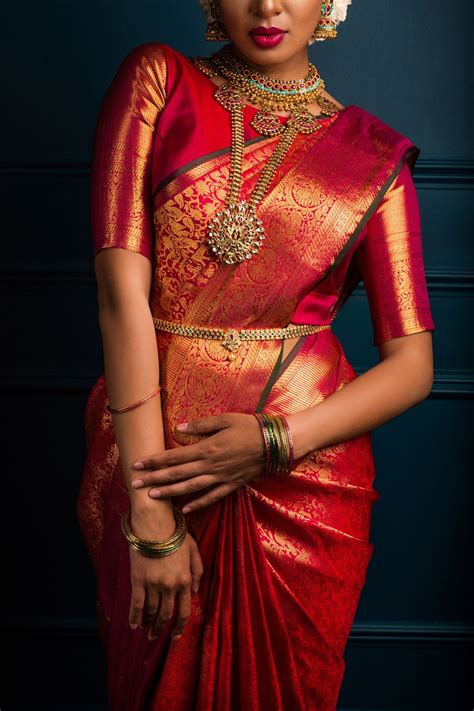 Some Of The Best Looks With Silk Sarees That Keep Making Us Fall In ...