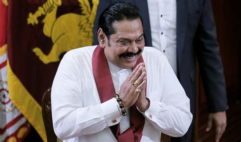 Mahinda Rajapaksa sworn in as Sri Lanka’s new prime minister | Arab News PK