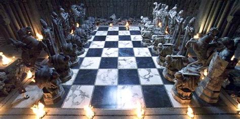 Here's How Long Each Piece Is Likely To Survive In A Game Of Chess ...