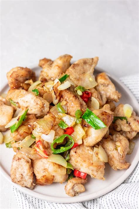 Chinese Salt and Pepper Chicken Recipe - The Dinner Bite